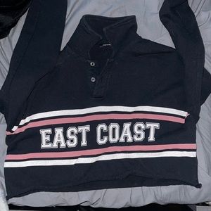Women’s black long sleeve crop top